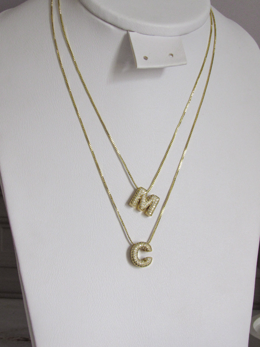 Collar inicial chunky zircones