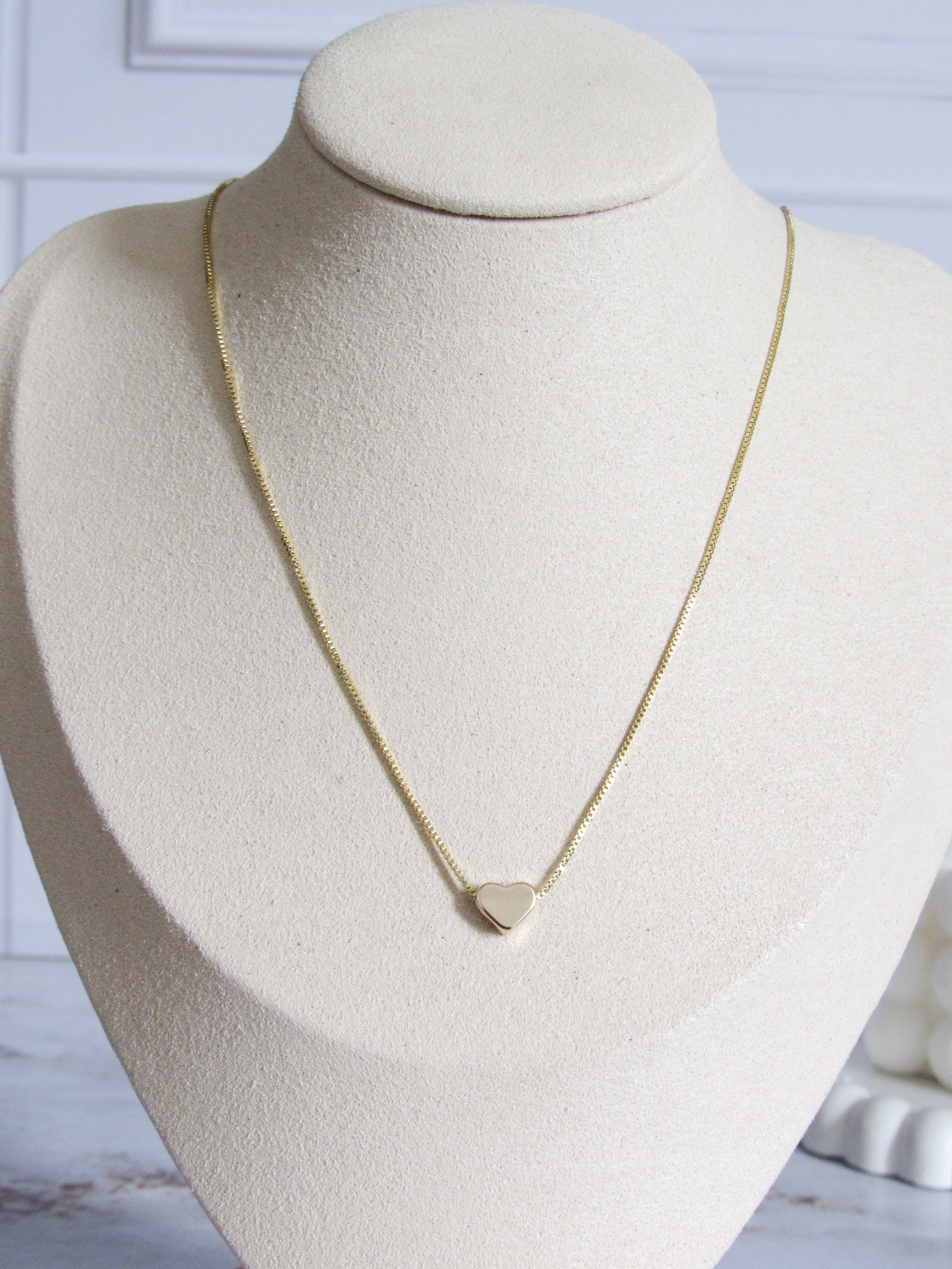 Collar corazón liso pequeño