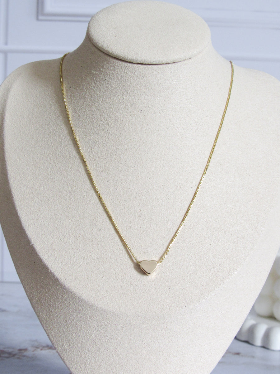 Collar corazón liso pequeño