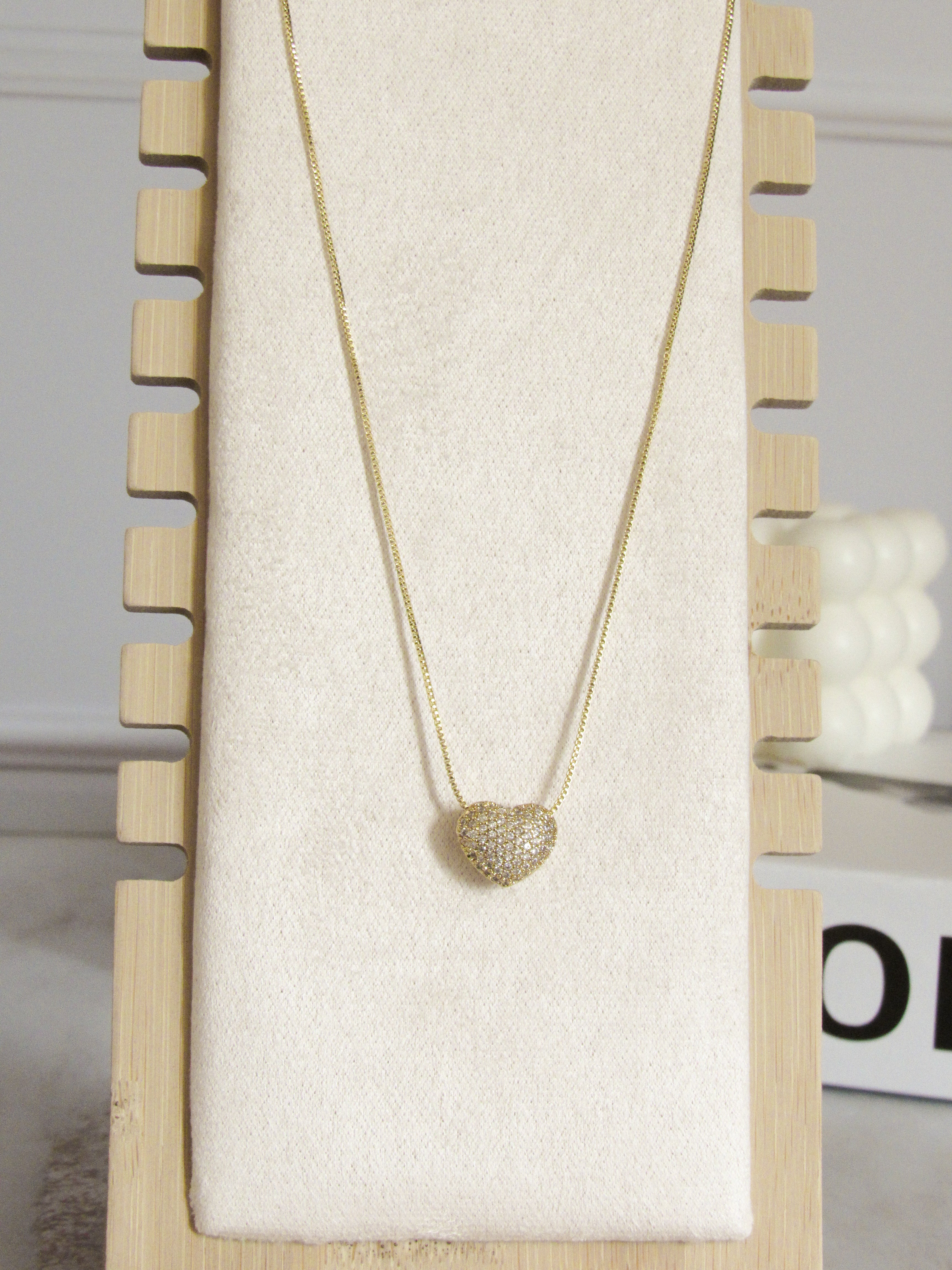 Collar corazón zircones pasador