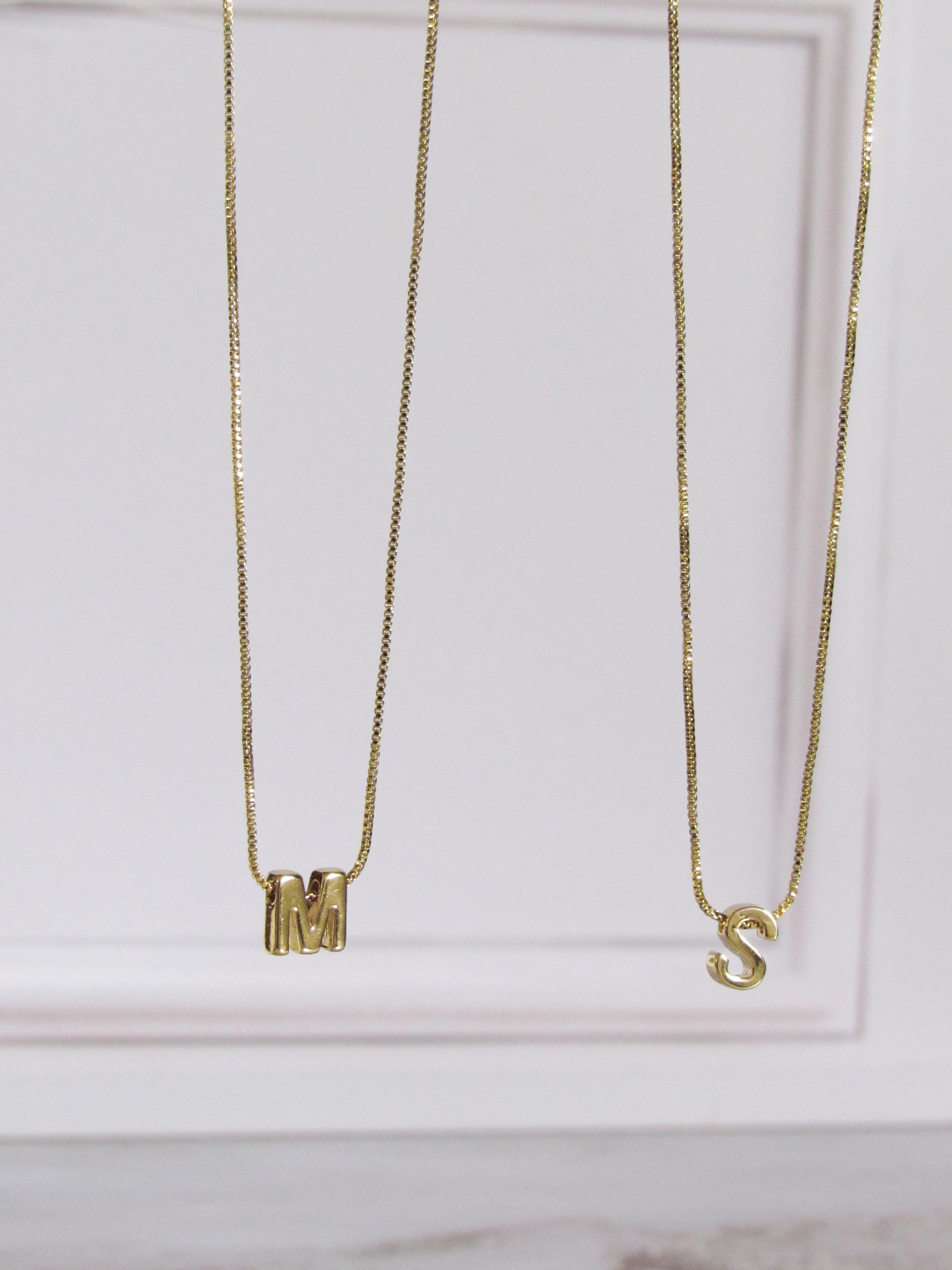 Collar inicial pasador