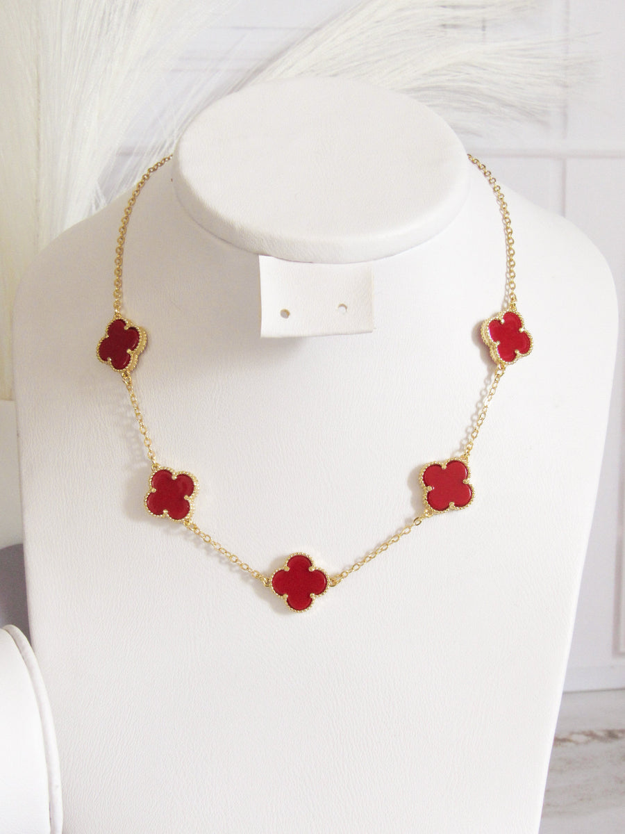 Collar cinco trébol