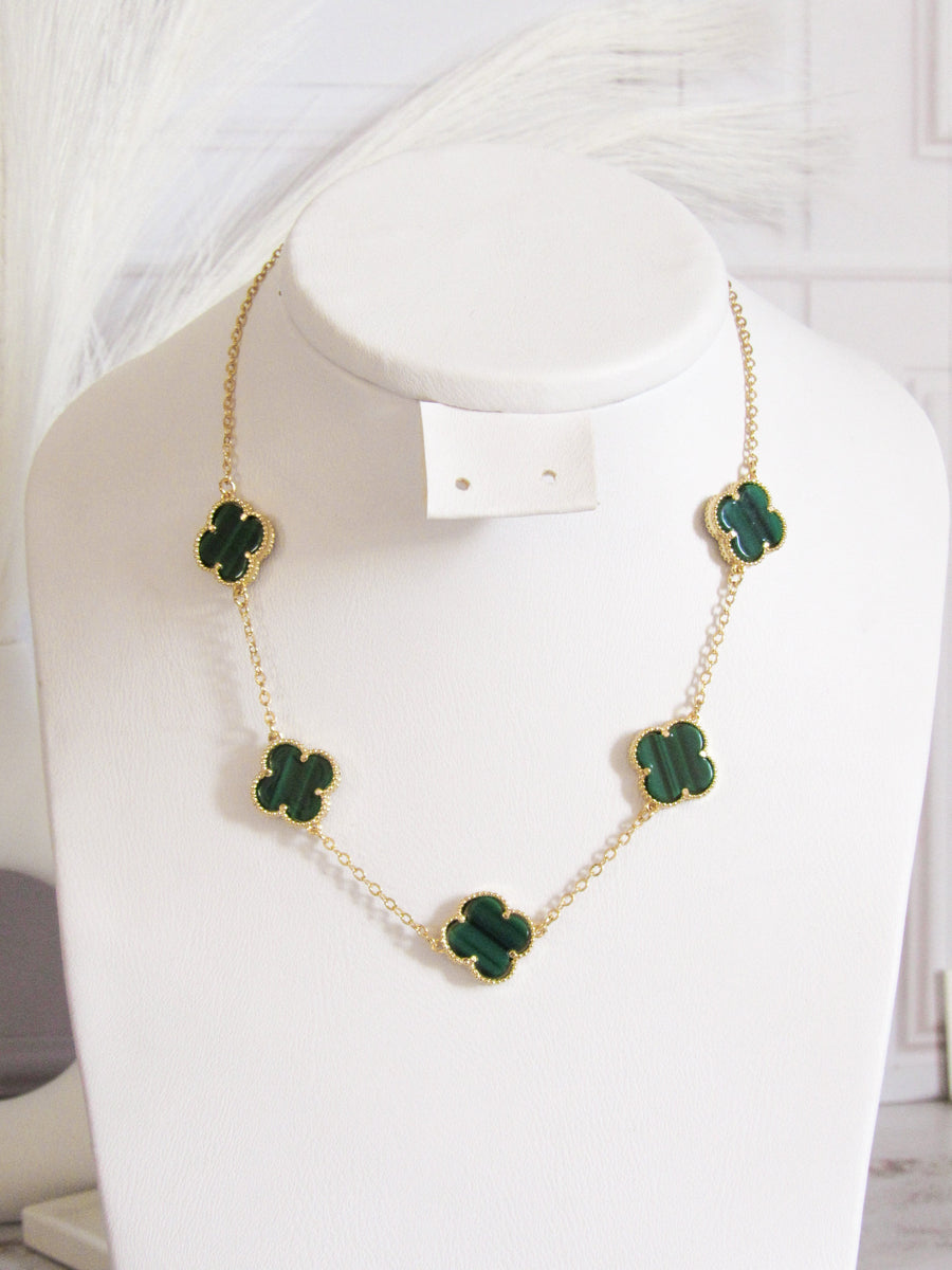 Collar cinco trébol