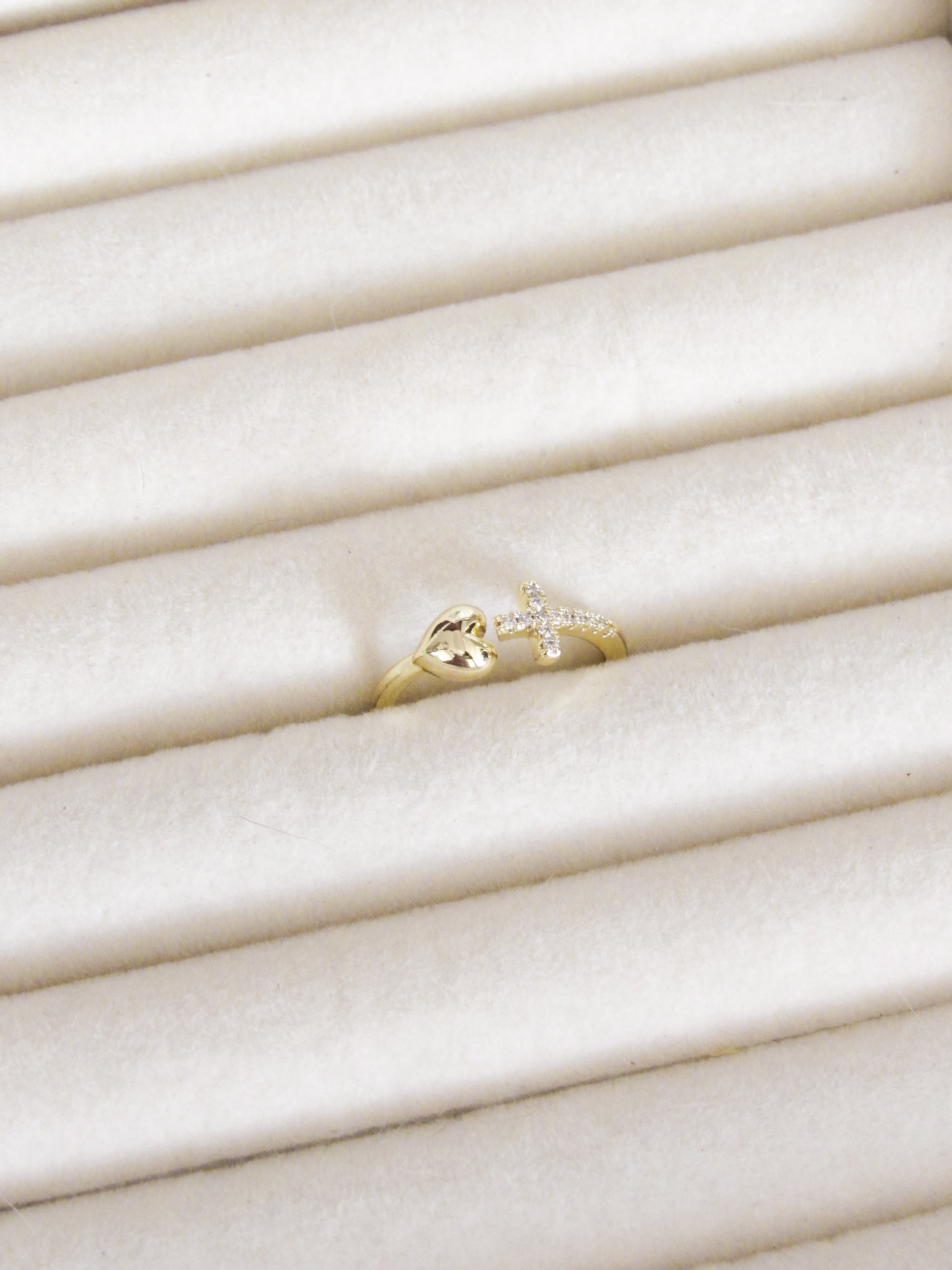 Anillo graduable cruz