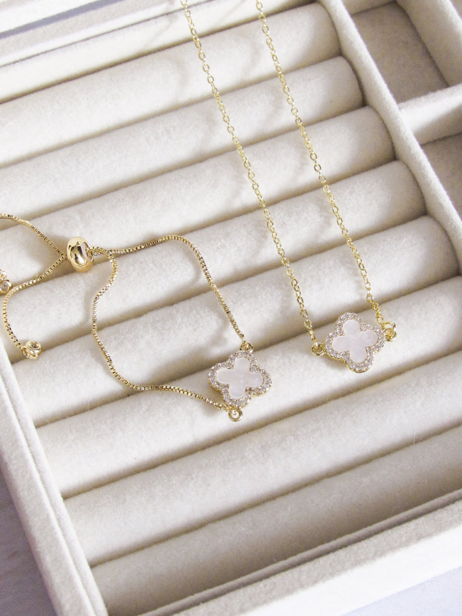 Set trébol blanco zircones