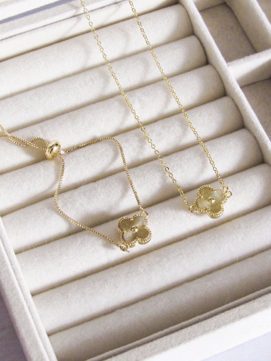 Set trébol dorado zircones