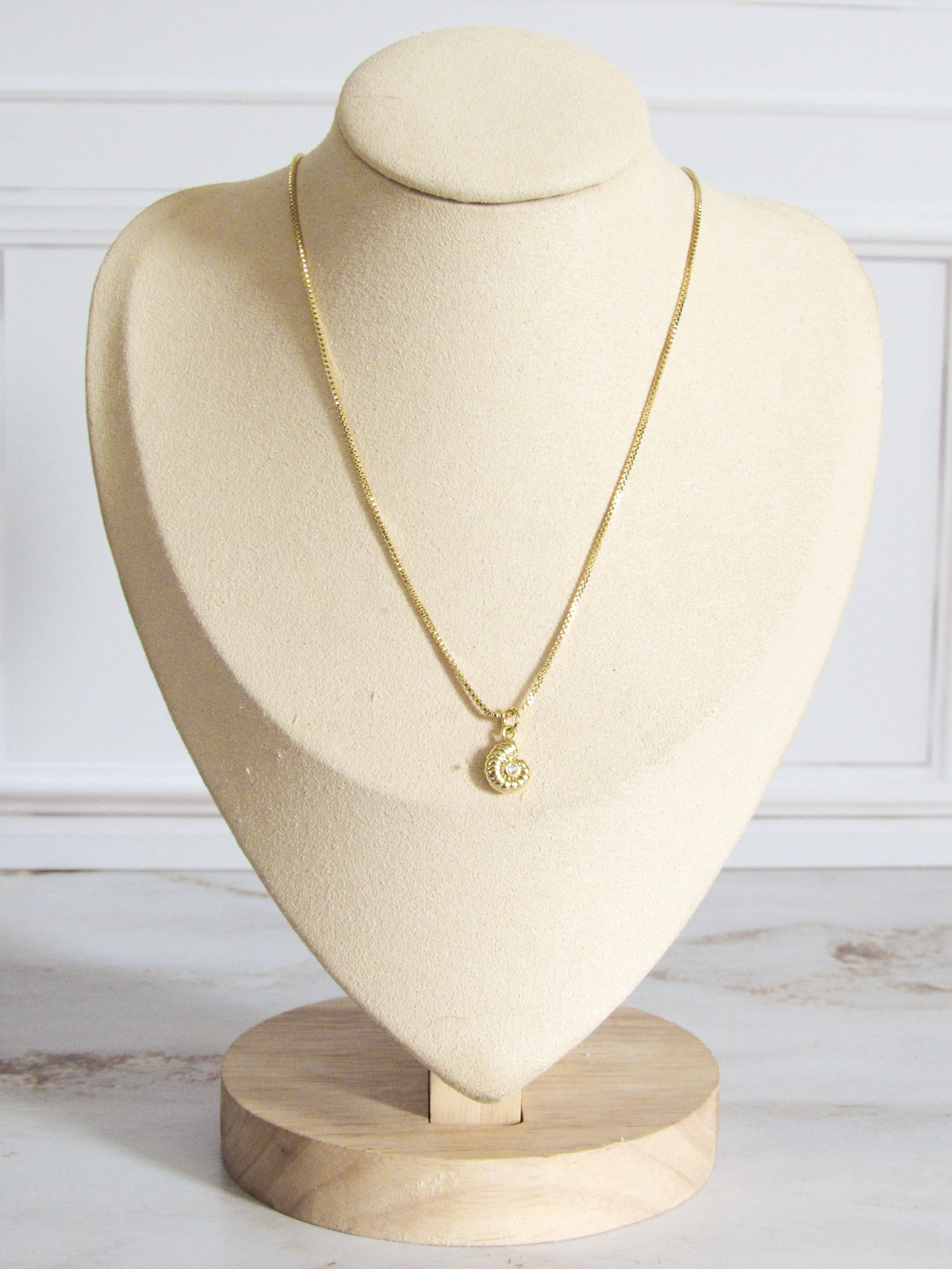 Collar caracol