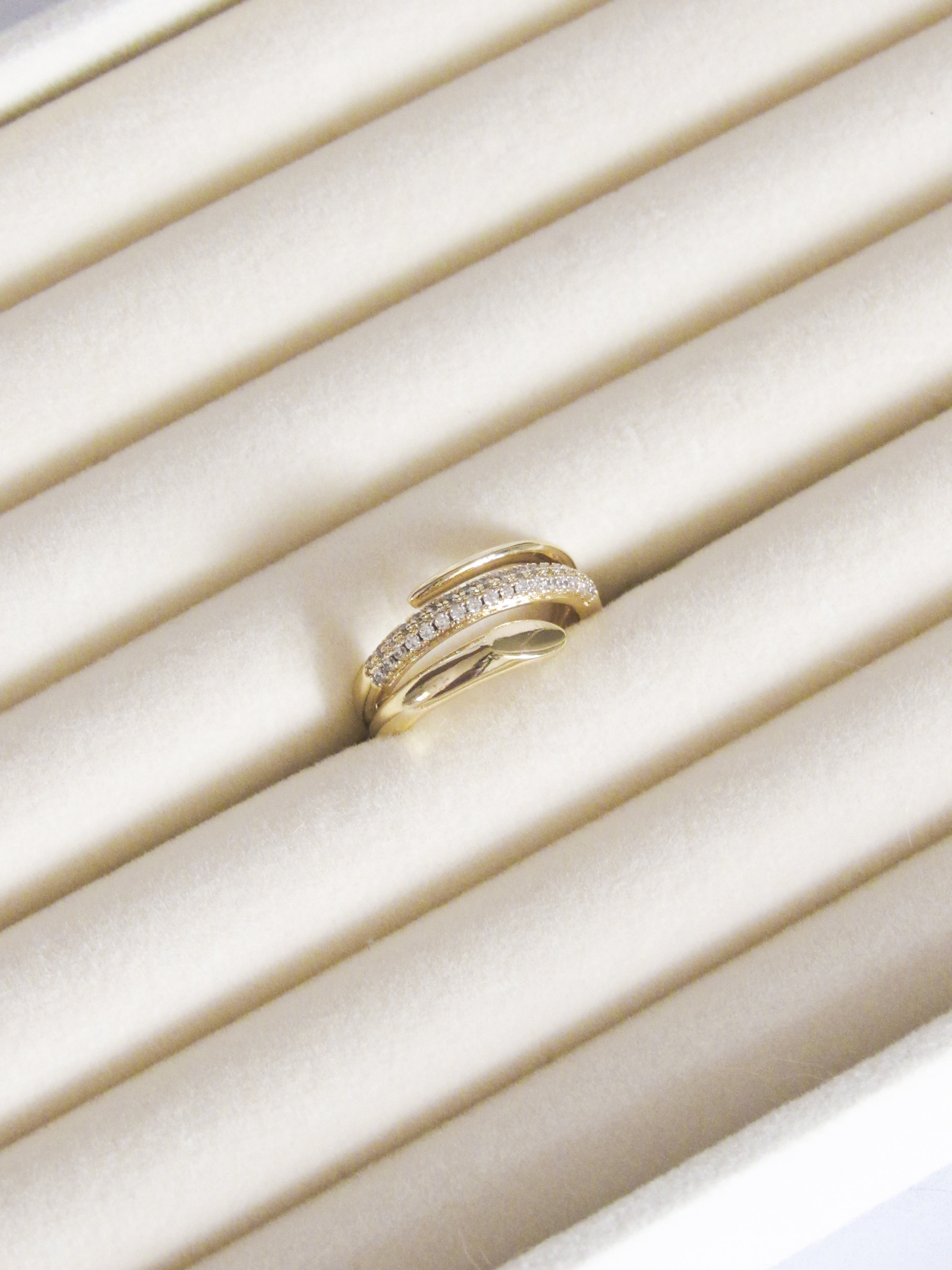 Anillo graduable espiral