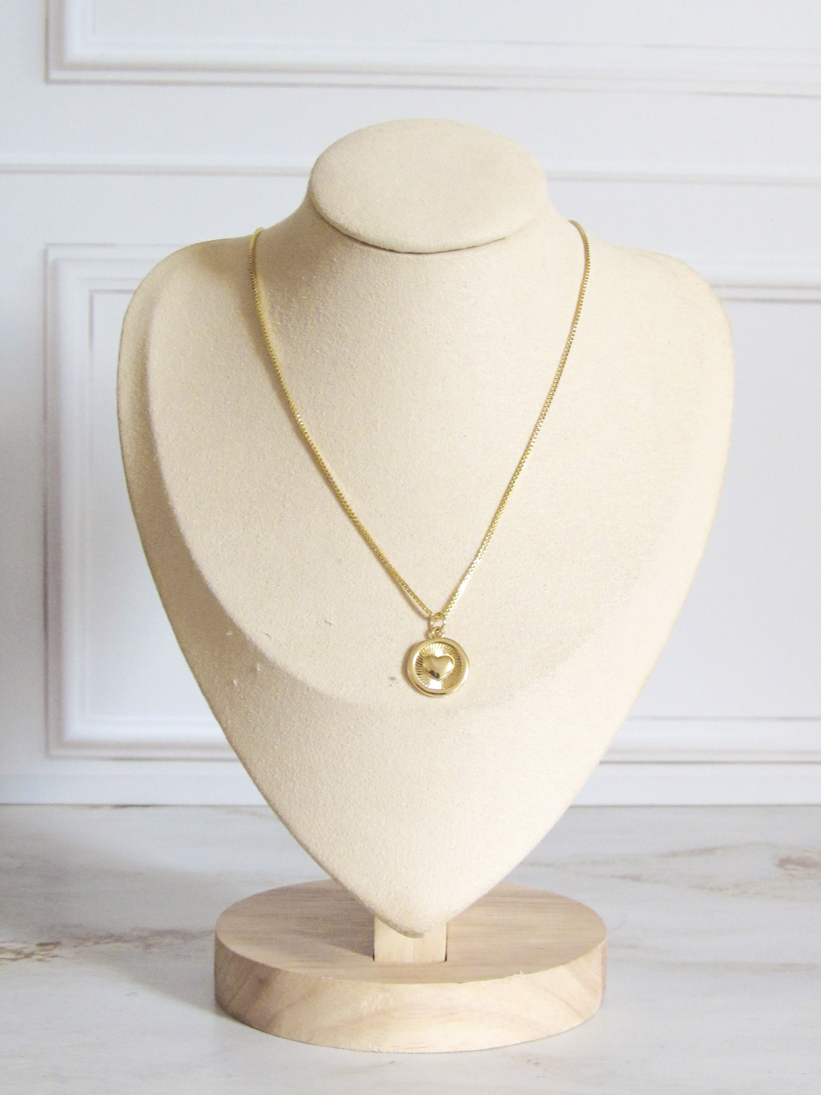 Collar corazón moneda